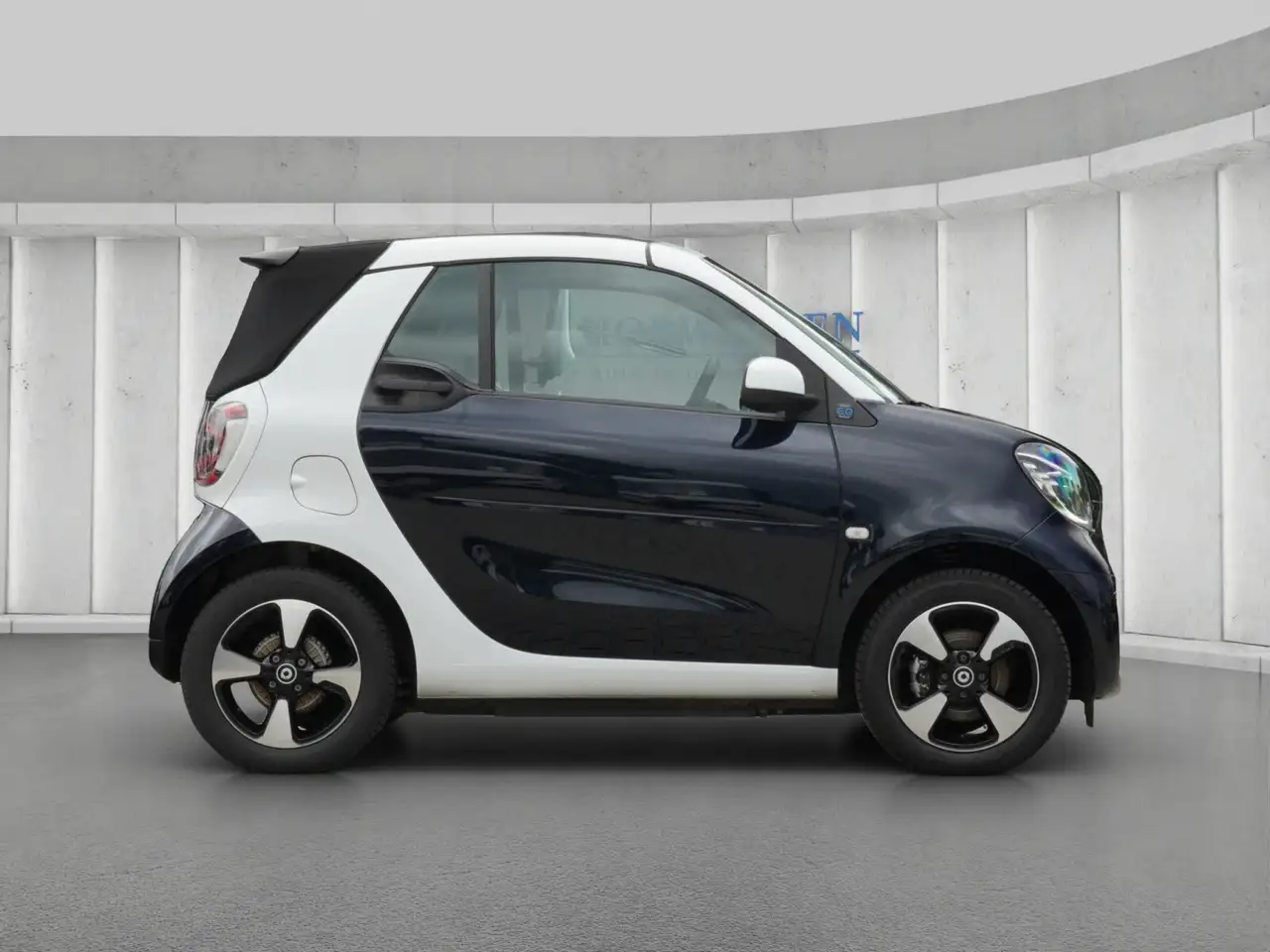 smart forTwo EQ fortwo cabrio Tempo Winter Kamera Ambiente Klima — معرض صور السيارة 9