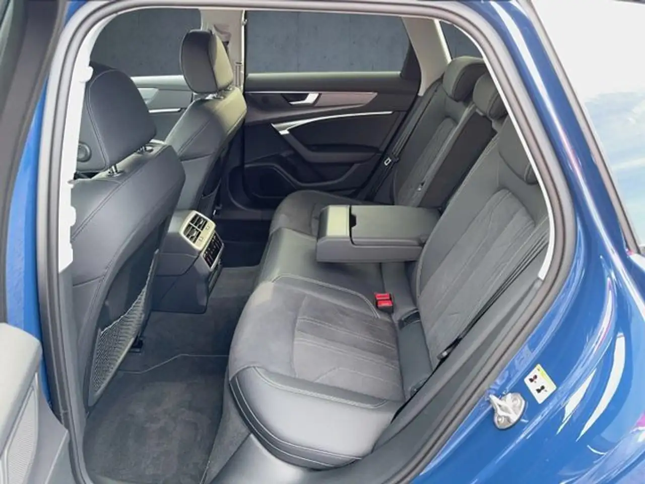 Audi A6 S line 50 TFSI e AHK/HDMatrix/ACC/20'' — معرض صور السيارة 12