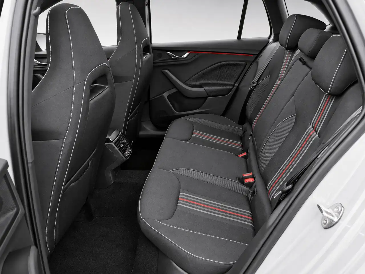 Skoda Scala 1.0 TSI MONTE CARLO DSG Navi-APP Matrix — Galerie du véhicule 9