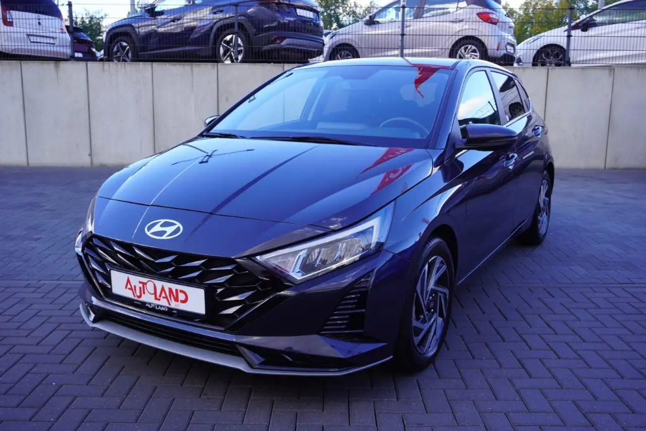 Hyundai i20 1.2 Select Navi LED Kamera Lenkradheizung — Galerie du véhicule 2