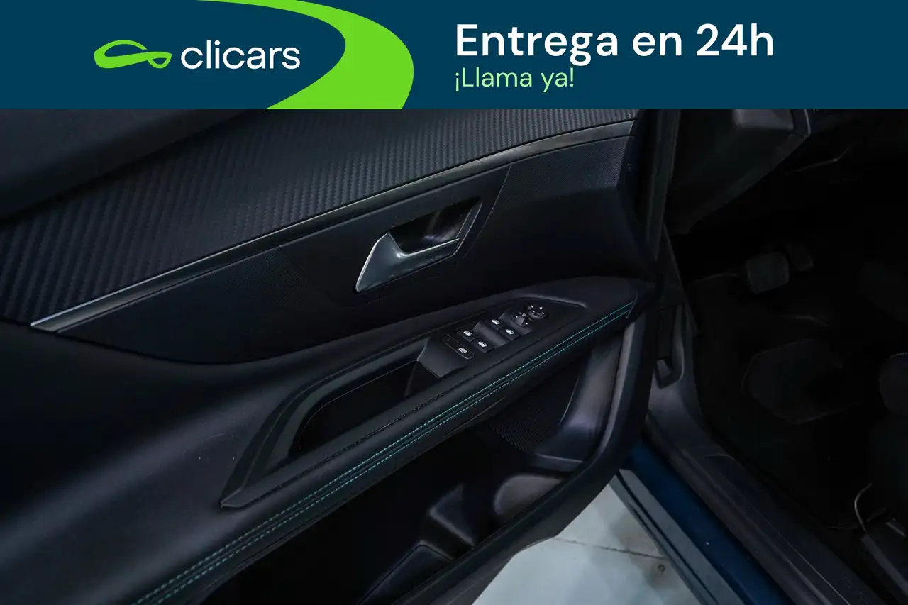 Peugeot 3008 Hybrid 136 Allure eDCS6 — Galerie du véhicule 18