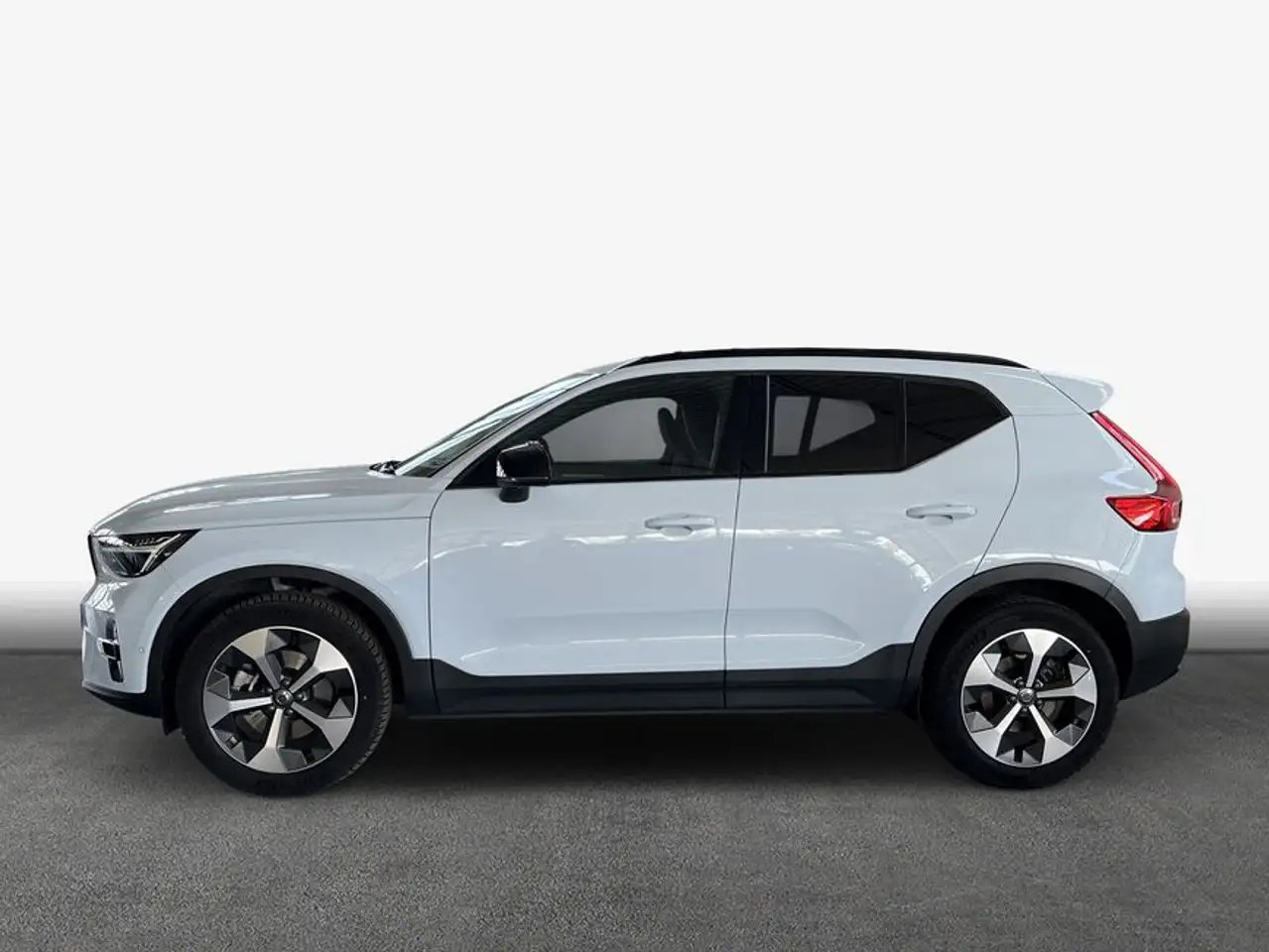 Volvo XC40 XC40 B4 Plus-Dark DKG Glasd Leder Pilot 360° 19'' — معرض صور السيارة 4