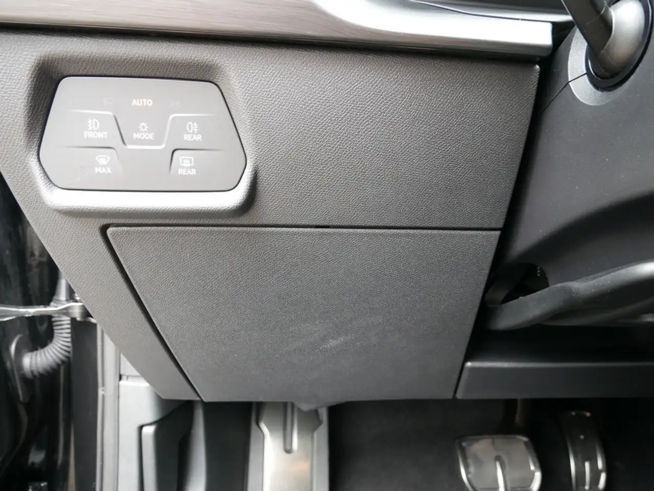 CUPRA Formentor 2.0 TSI VZ Tribe Edition 4Drive BEA — Vehicle gallery 20