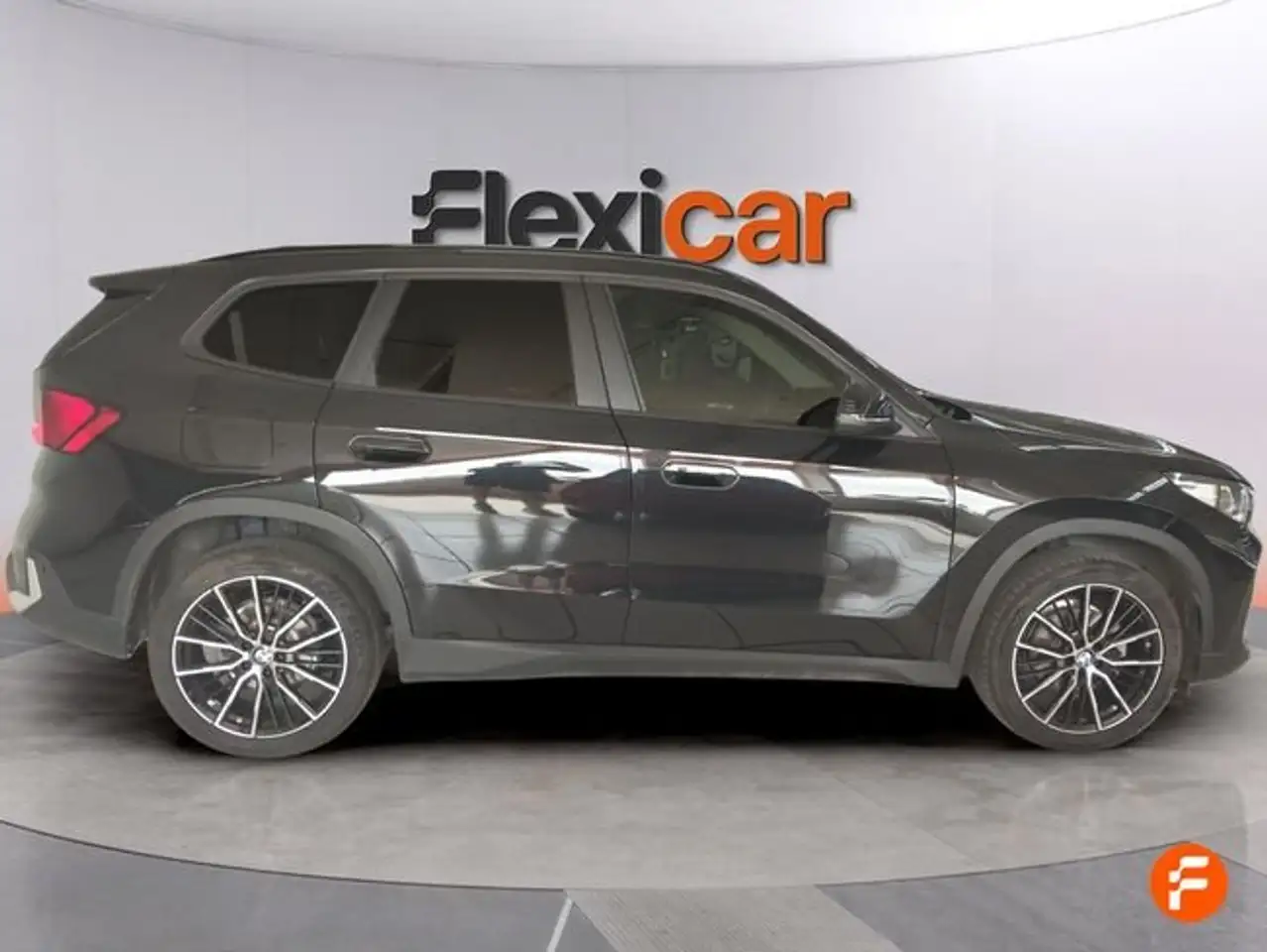 BMW X1 sDrive 18dA — Vehicle gallery 3