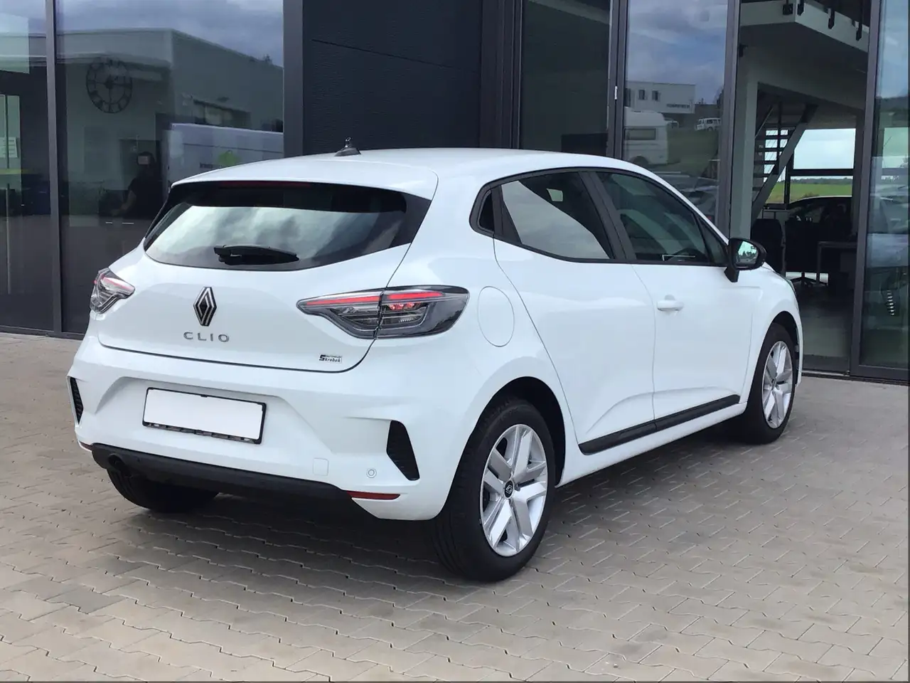 Renault Clio V 1.0 TCe 90 EDC Evolution (EURO 6e) — Galería del vehículo 5