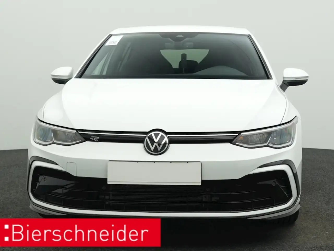 Volkswagen Golf 8 1.5 TSI R-Line NAVI KAMERA ACC SITZH — Galería del vehículo 10