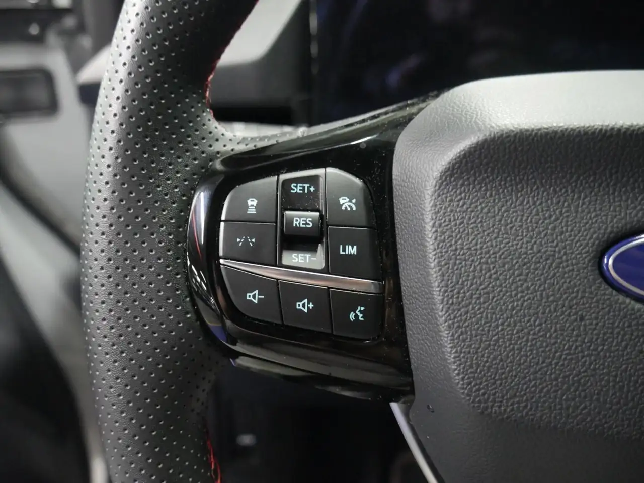 Ford Puma 1.0 EcoBoost MHEV ST-Line 125 — Galería del vehículo 18
