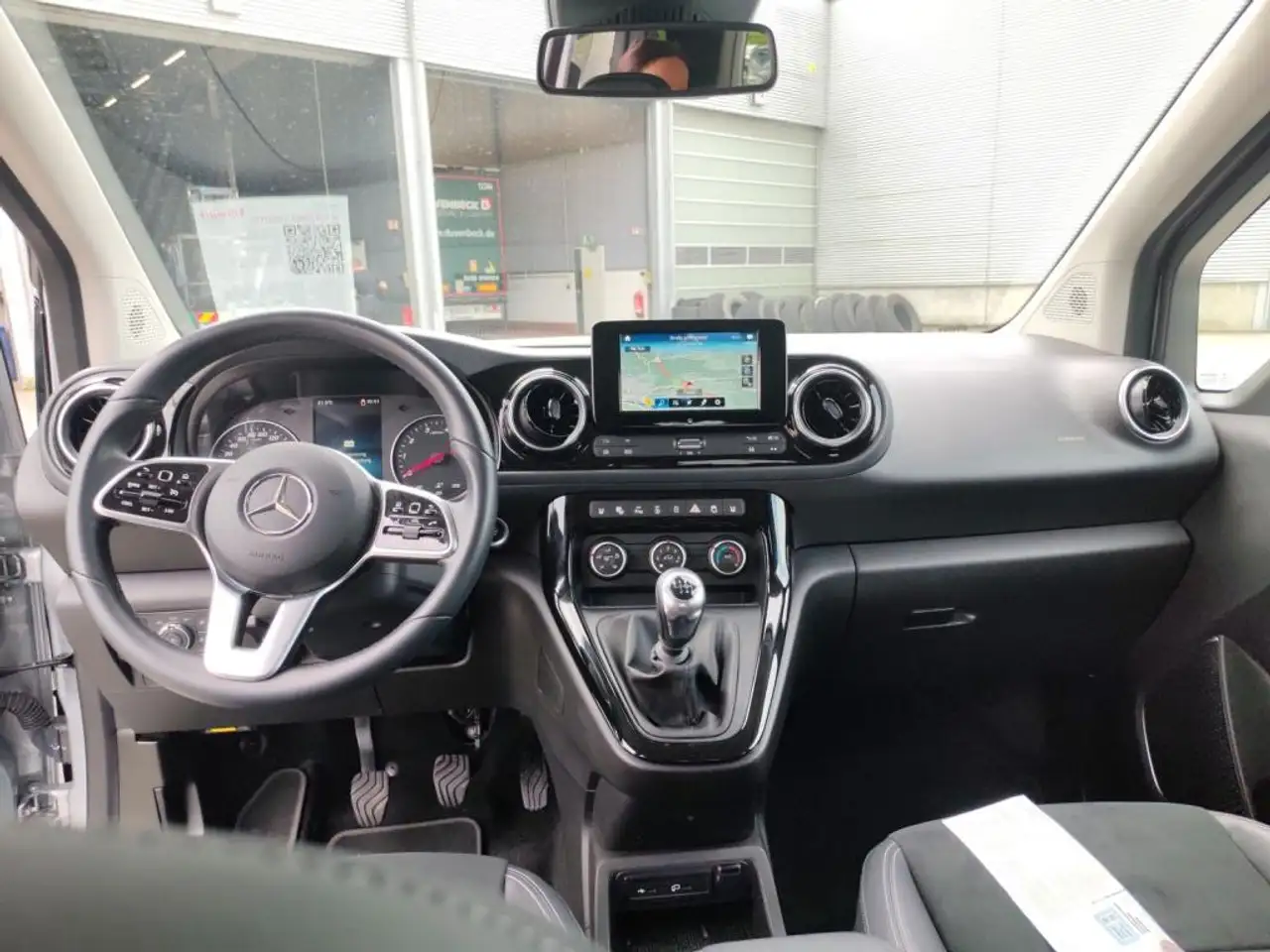 Mercedes-Benz T-Klasse T 180 Style Navi+Kamera+LED+Tempomat+17"Alu+PTS — Vehicle gallery 11