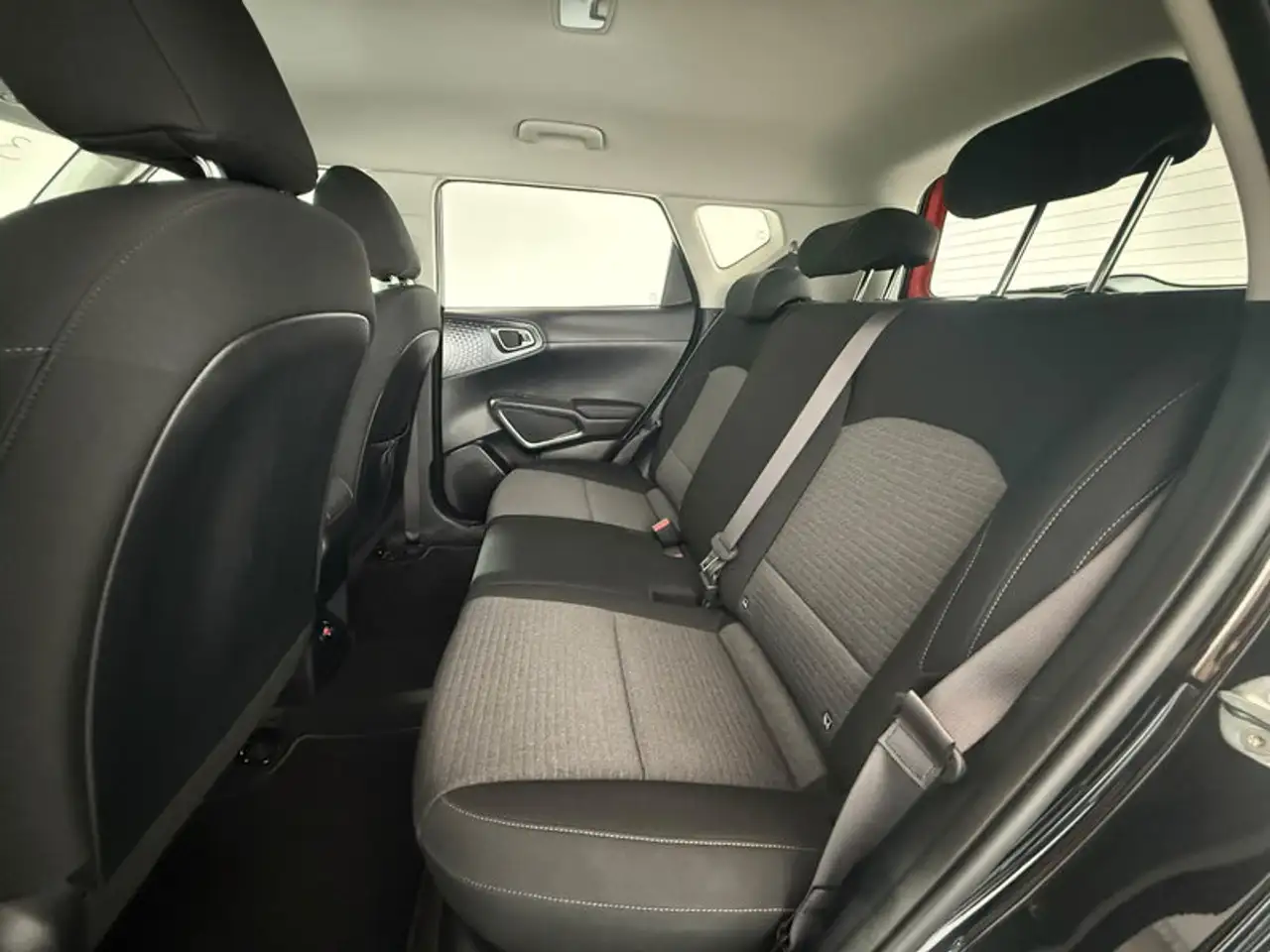 Kia Soul Soul 65 kWh Inspiration Elektrisch Automatik — Vehicle gallery 10