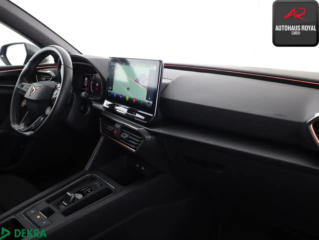 CUPRA Leon ST 2.0 TSI VZ PANO,MATRIX,BEATS,MEMORY,ACC — معرض صور السيارة 11