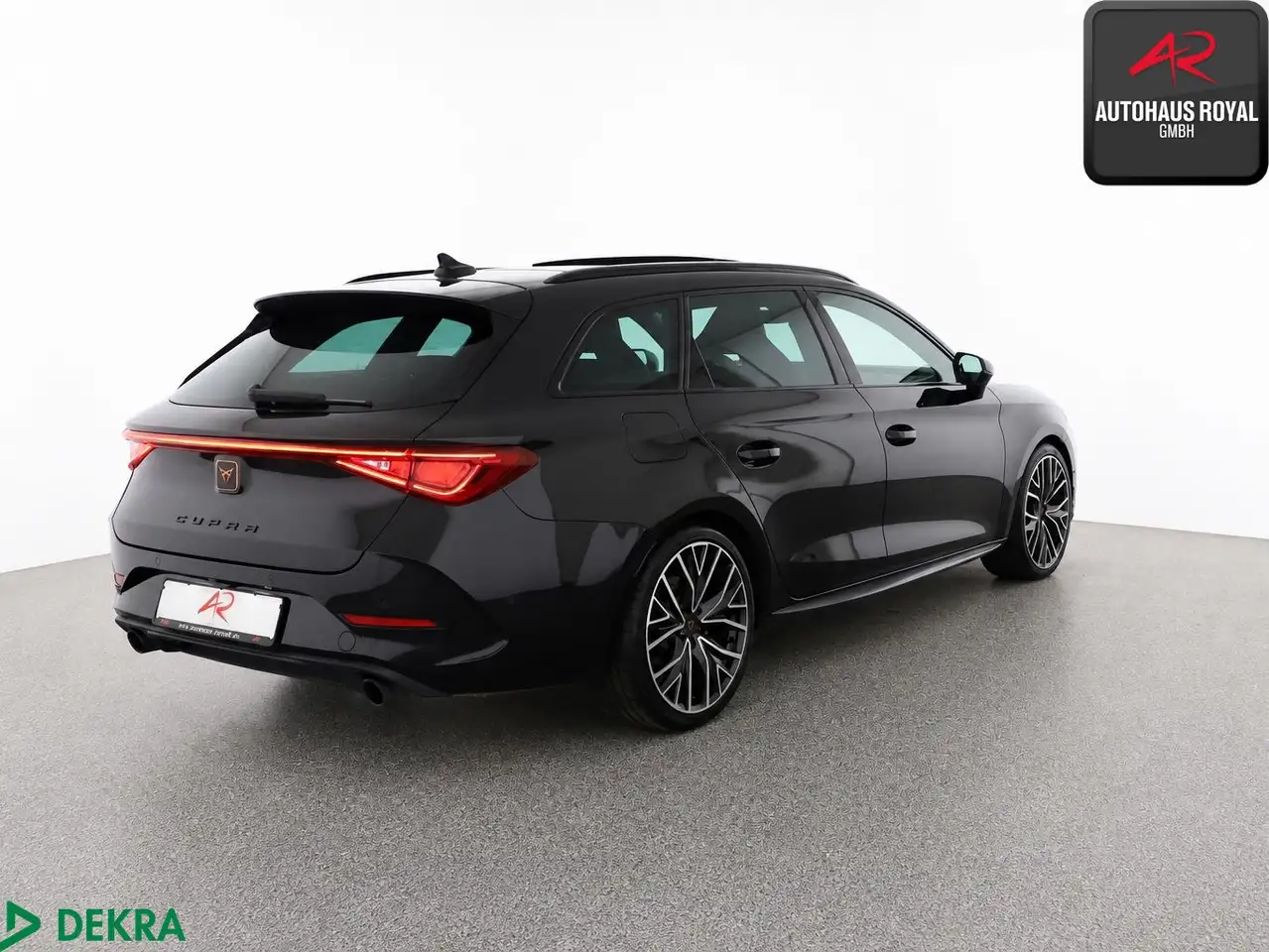CUPRA Leon ST 2.0 TSI VZ PANO,MATRIX,BEATS,MEMORY,ACC — معرض صور السيارة 5