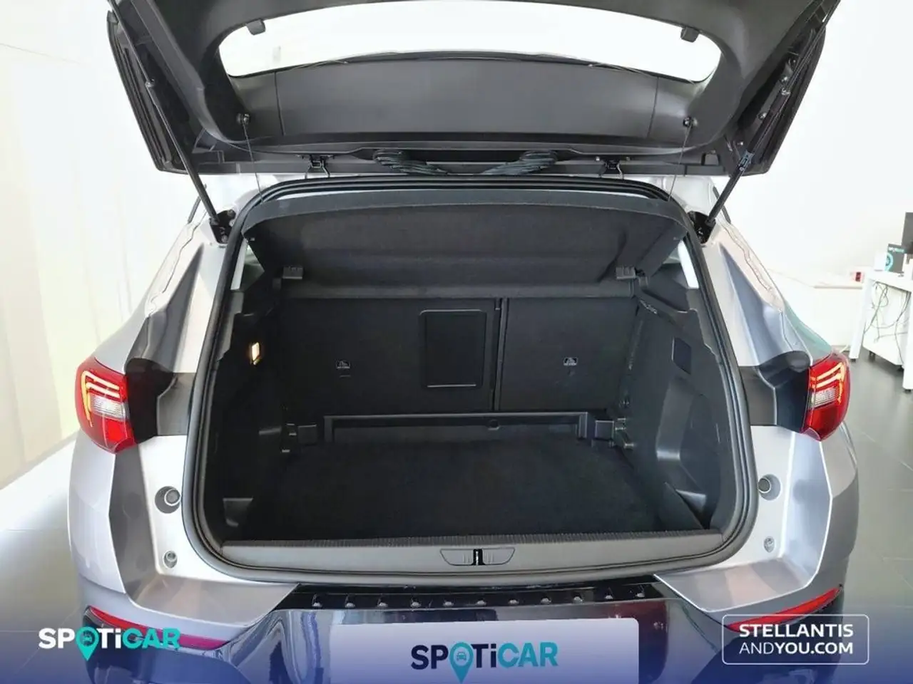 Opel Grandland 1.2T XHT MT6 S/S GS — معرض صور السيارة 6