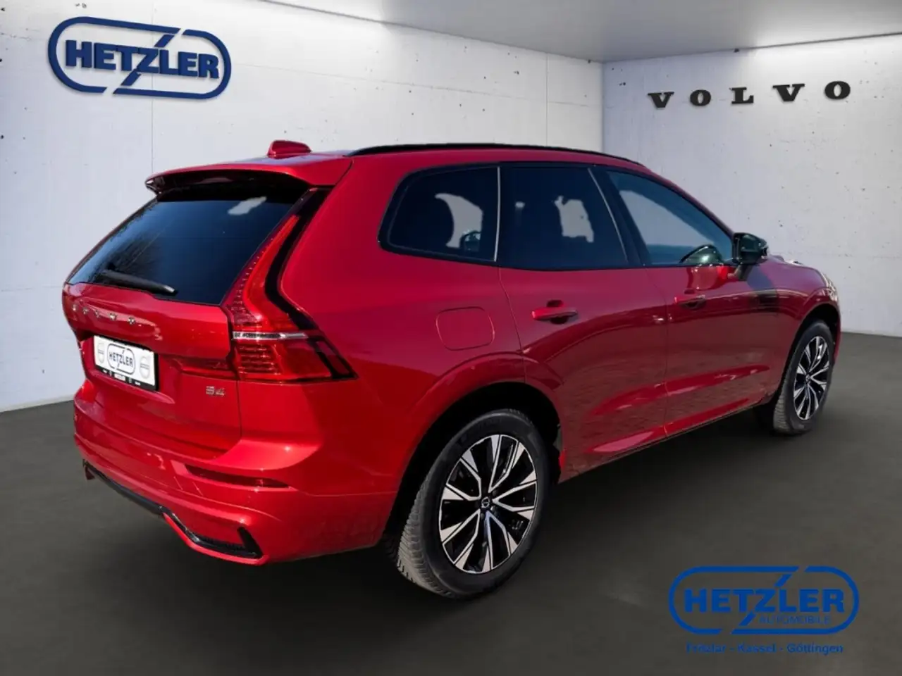 Volvo XC60 Plus Dark 2WD B4 Benzin EU6d digitales Cockpit Mem — Vehicle gallery 3