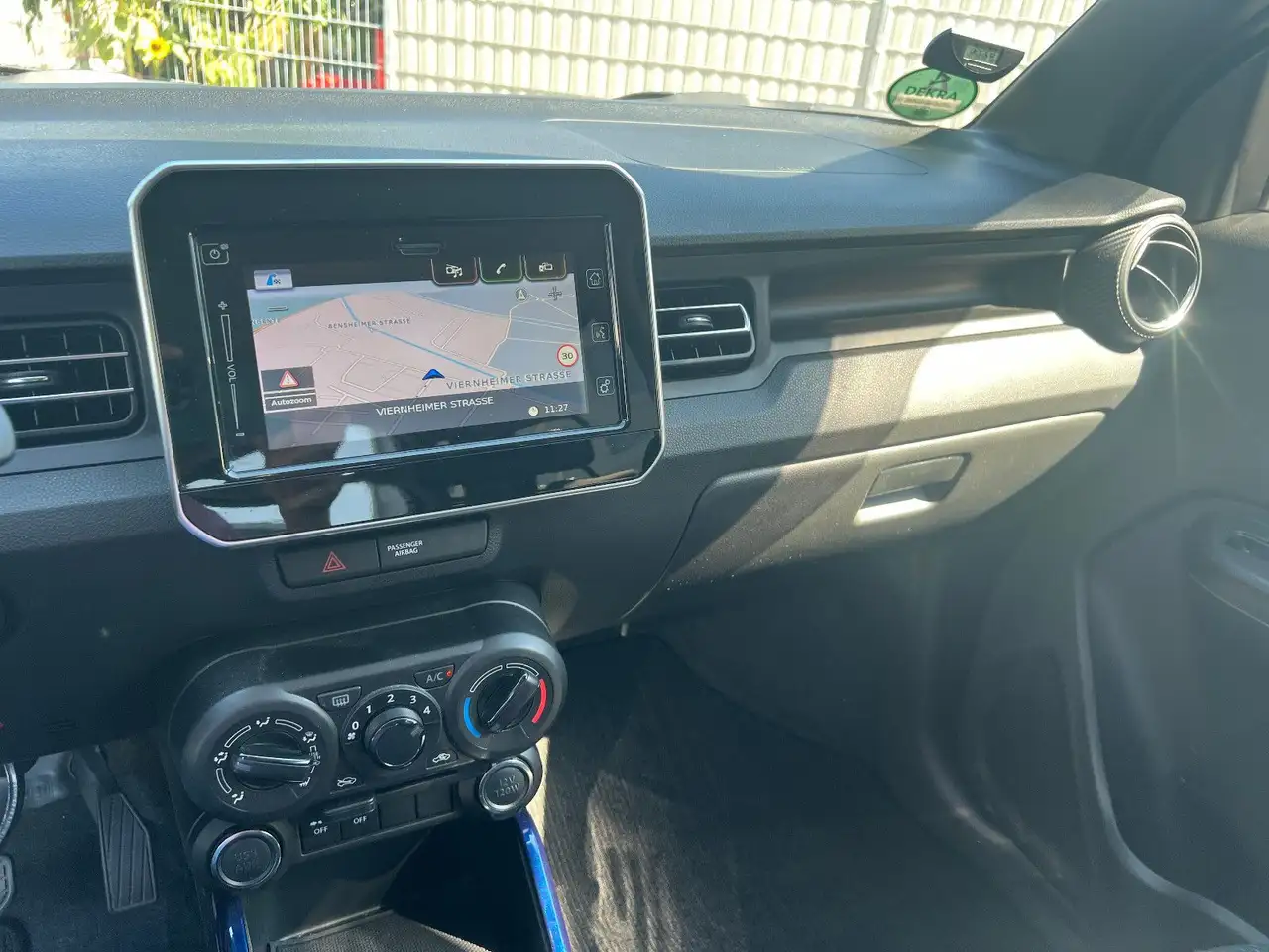 Suzuki Ignis Comfort/AHK/Top Zustand — معرض صور السيارة 15