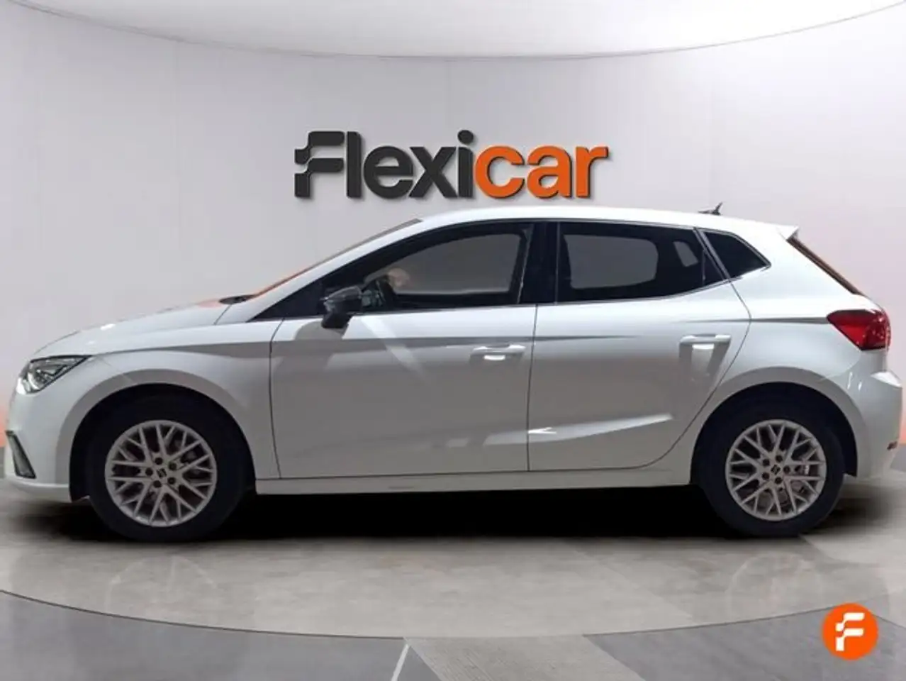 SEAT Ibiza 1.0 TSI S&S Special Edition 115 — معرض صور السيارة 8