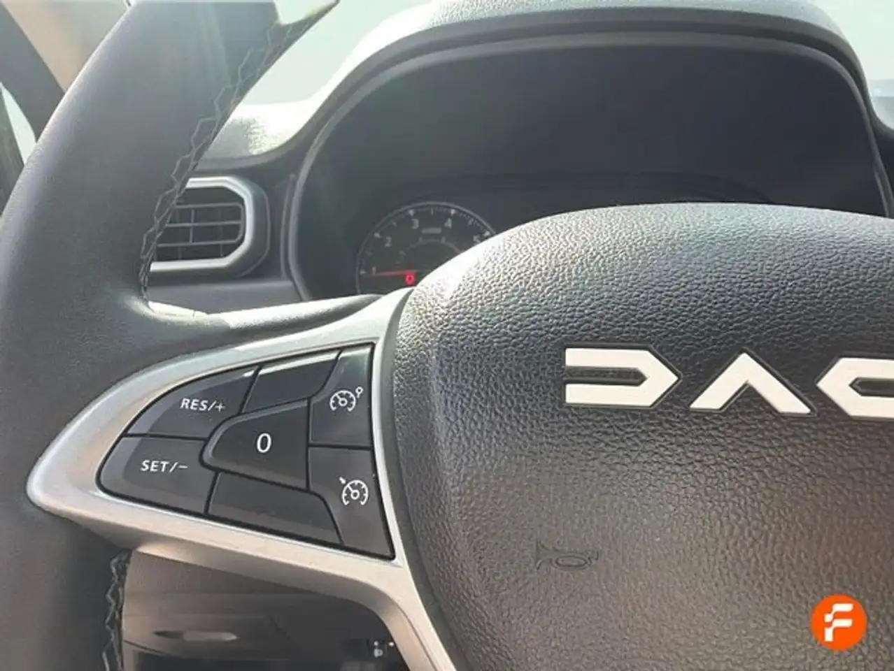 Dacia Duster 1.3 TCe Expression 4x2 96kW — Galerie du véhicule 11