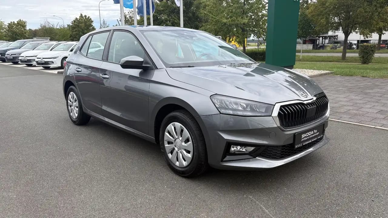 Skoda Fabia Essence 1.0 MPI LED,KLIMA,BLUETOOTH,DAB+ — Vehicle gallery 7