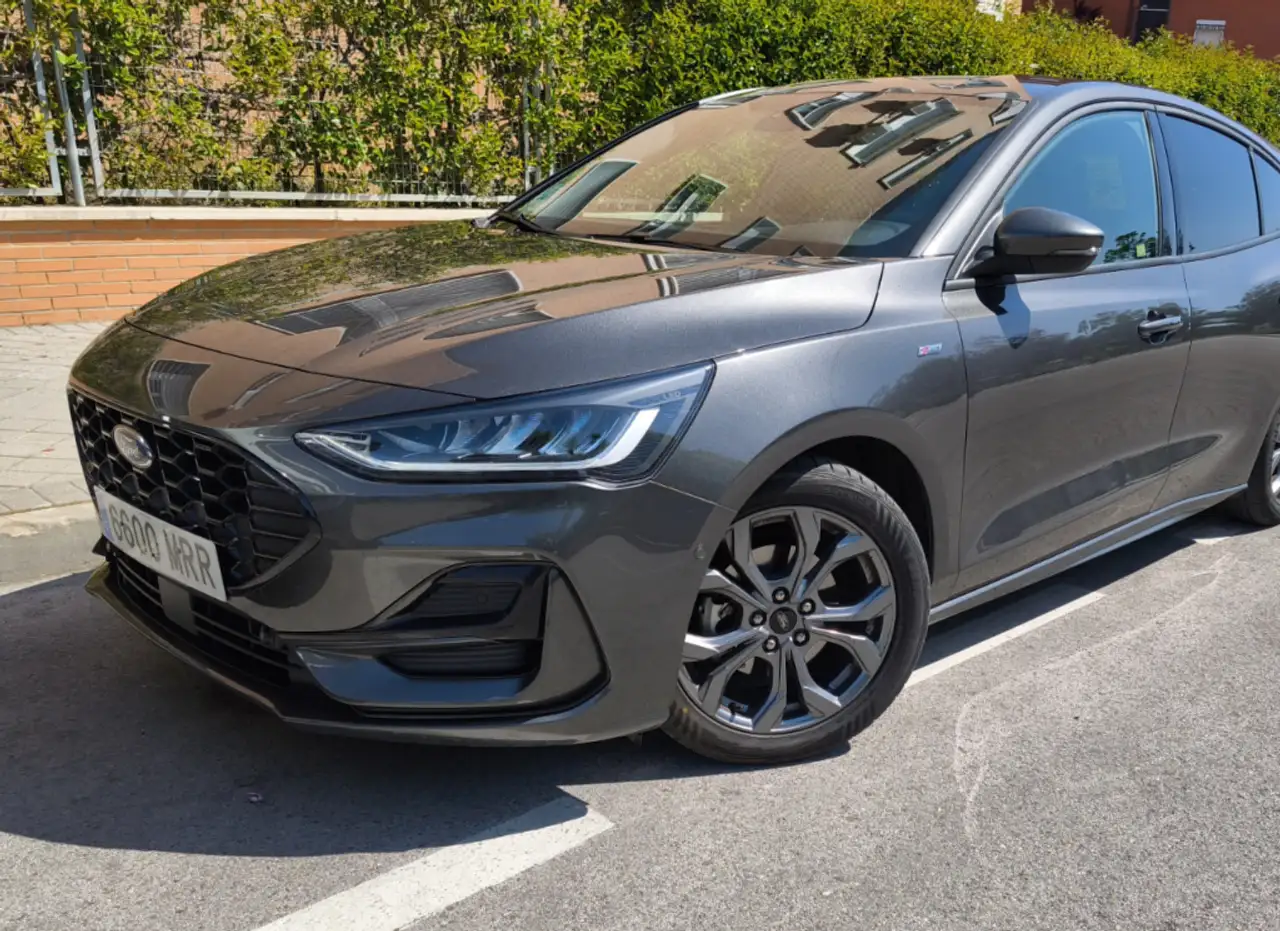 Ford Focus 1.0 Ecoboost MHEV ST-Line 155 Aut. — Galerie du véhicule 4