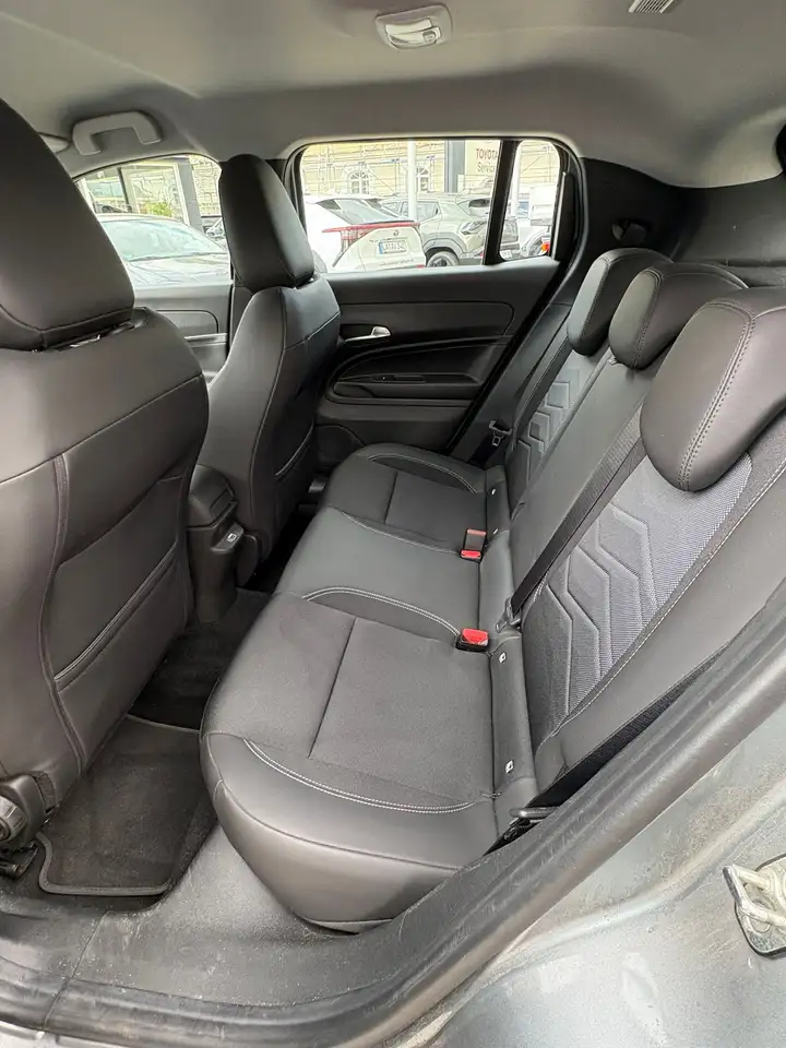 Jeep Avenger Altitude 360* Kamera — Galerie du véhicule 12