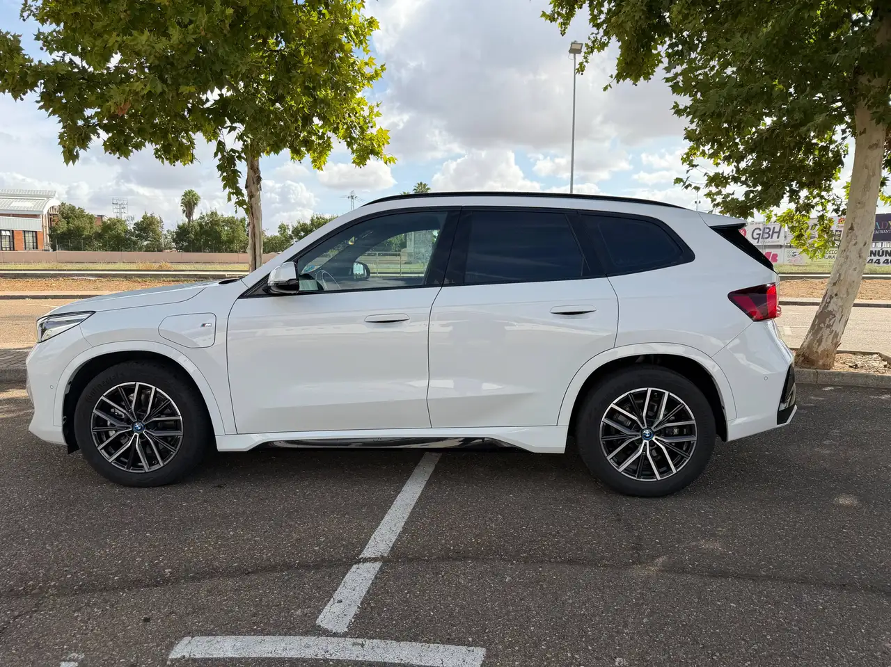 BMW X1 X1 xDrive25eA M Sport M Sport — Vehicle gallery 8