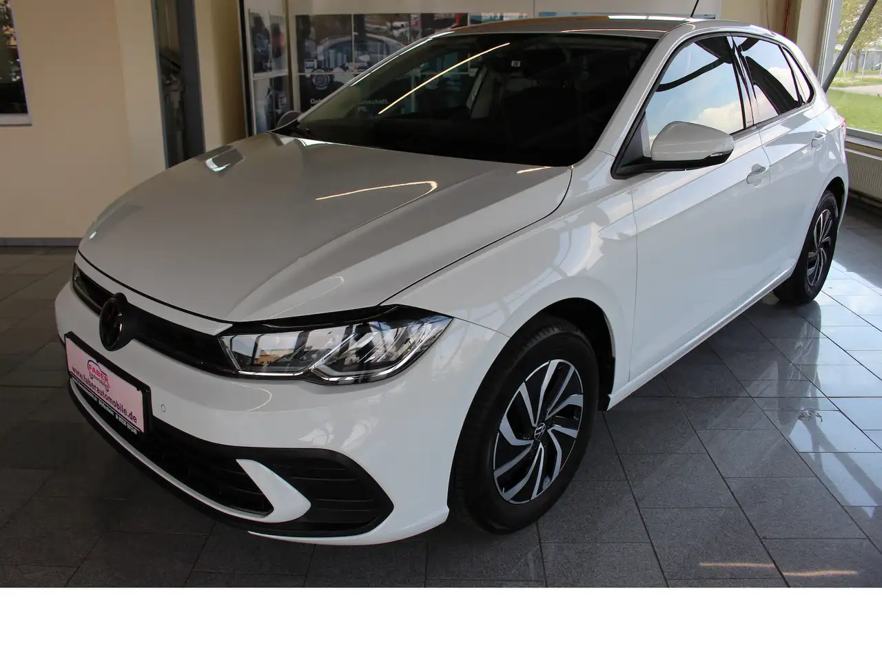 Volkswagen Polo Life 1.0TSI,4x Einparkhilfe,Kamera,Navi,Top — Wölfersheim