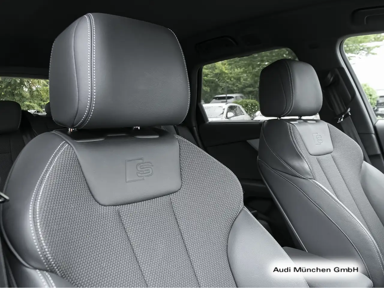 Audi A4 40 TFSI qu. S tronic 2x S line Matrix/V — معرض صور السيارة 15