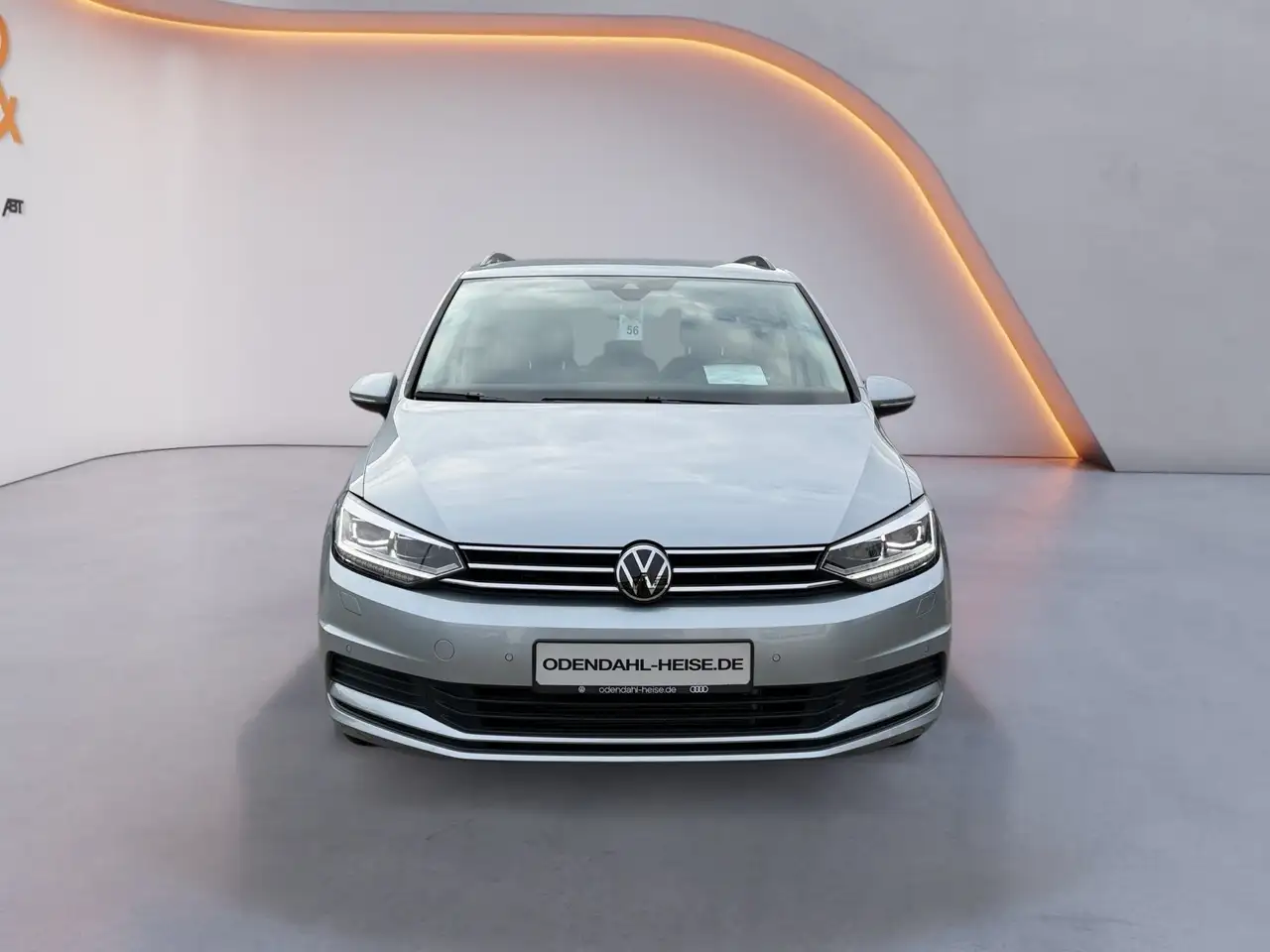 Volkswagen Touran Comfortline 1.5 TSI DSG ACC / NAVI / RFK / — Galerie du véhicule 8