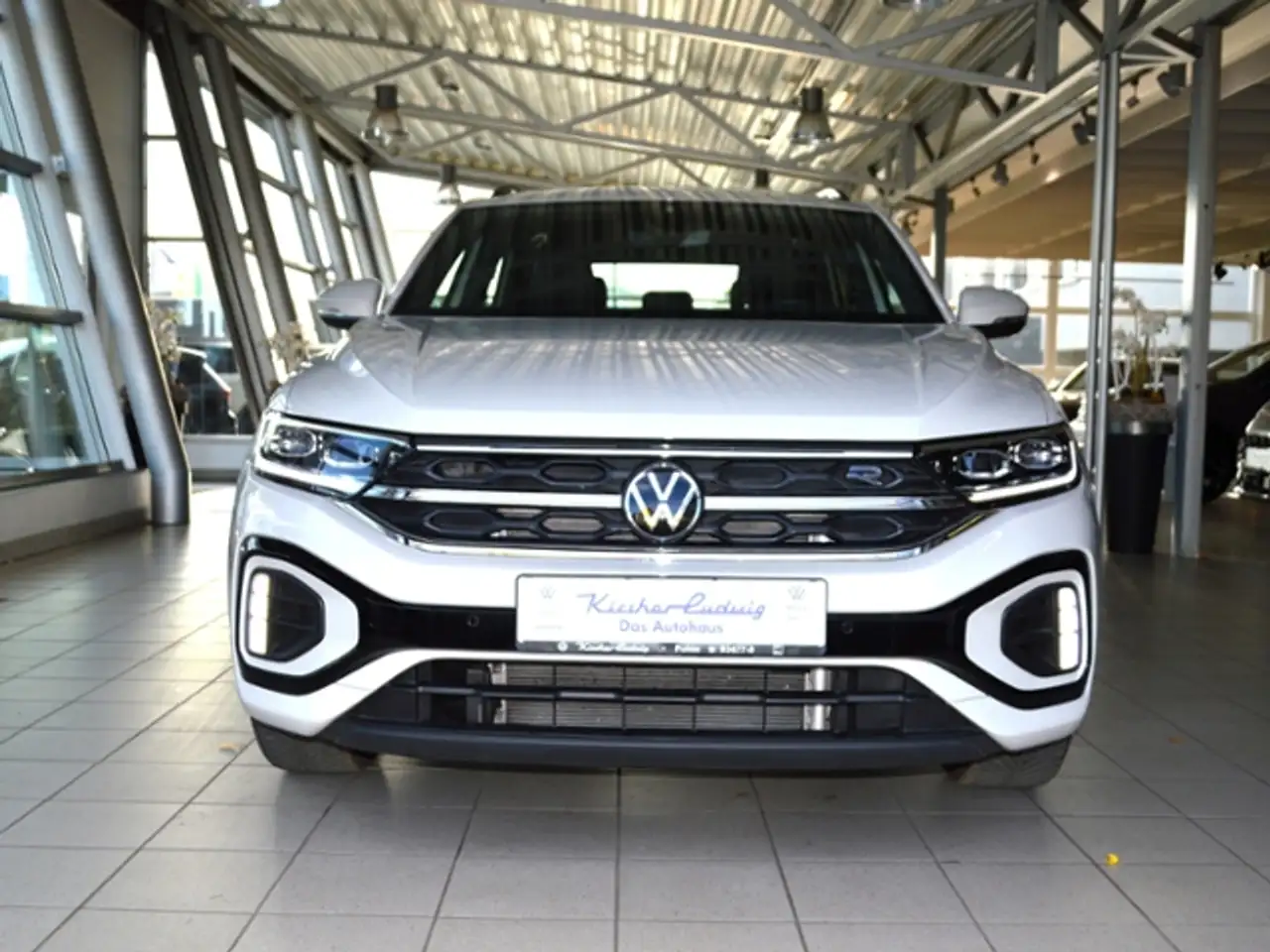 Volkswagen T-Roc 1,0 TSI R-Line KLIMA LED ALU SHZ — Galerie du véhicule 2