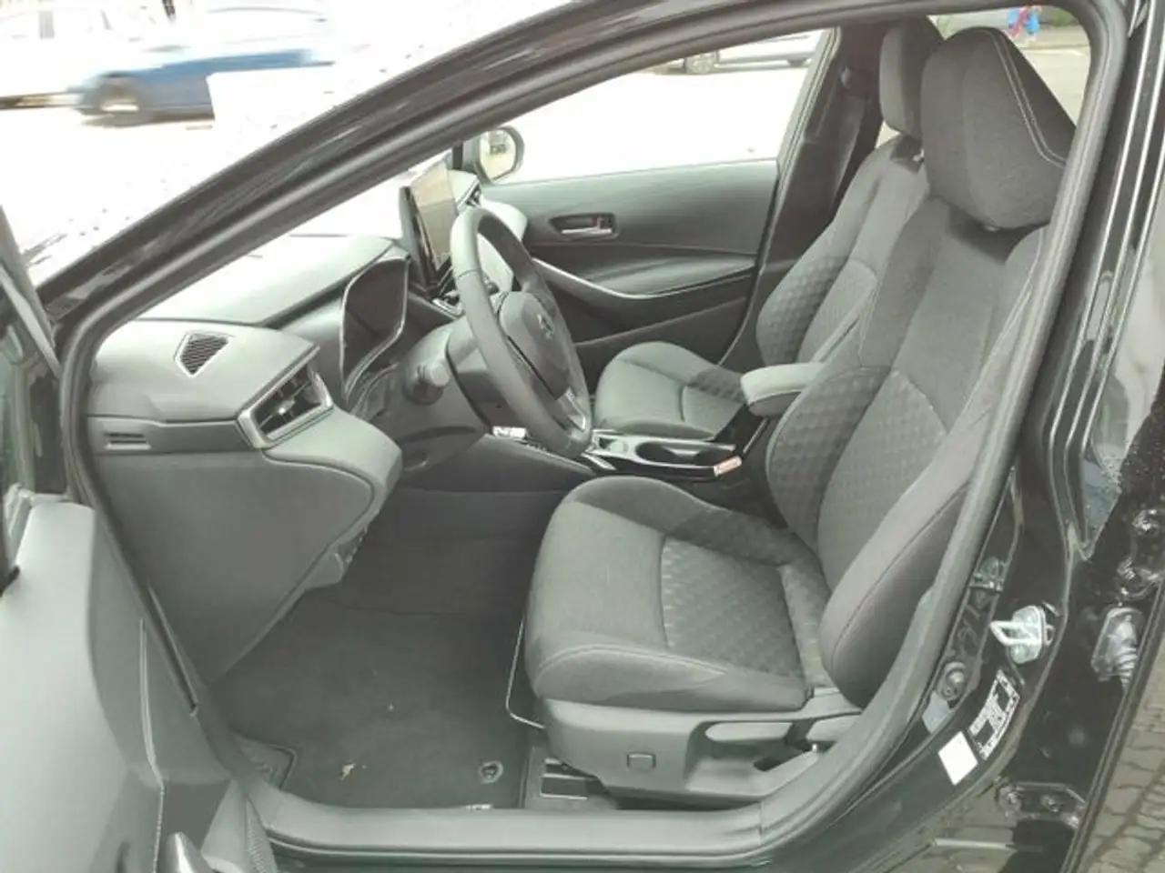 Suzuki Swace Comfort+ MHEV Autom NAVI ACC Klimaautom — Vehicle gallery 7