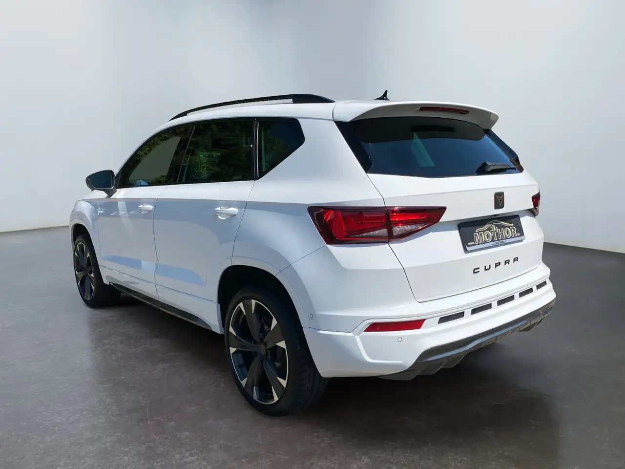 CUPRA Ateca 1.5 TSI DSG Travel-Assist Parklenkassistent — معرض صور السيارة 4