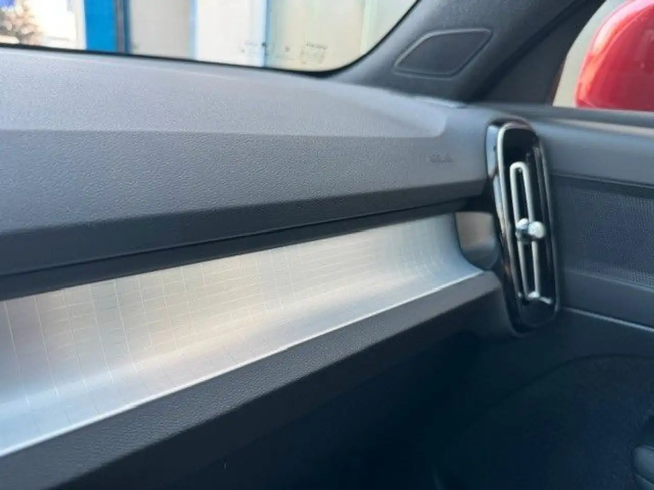 Volvo XC40 B3 B DKG Core — معرض صور السيارة 16