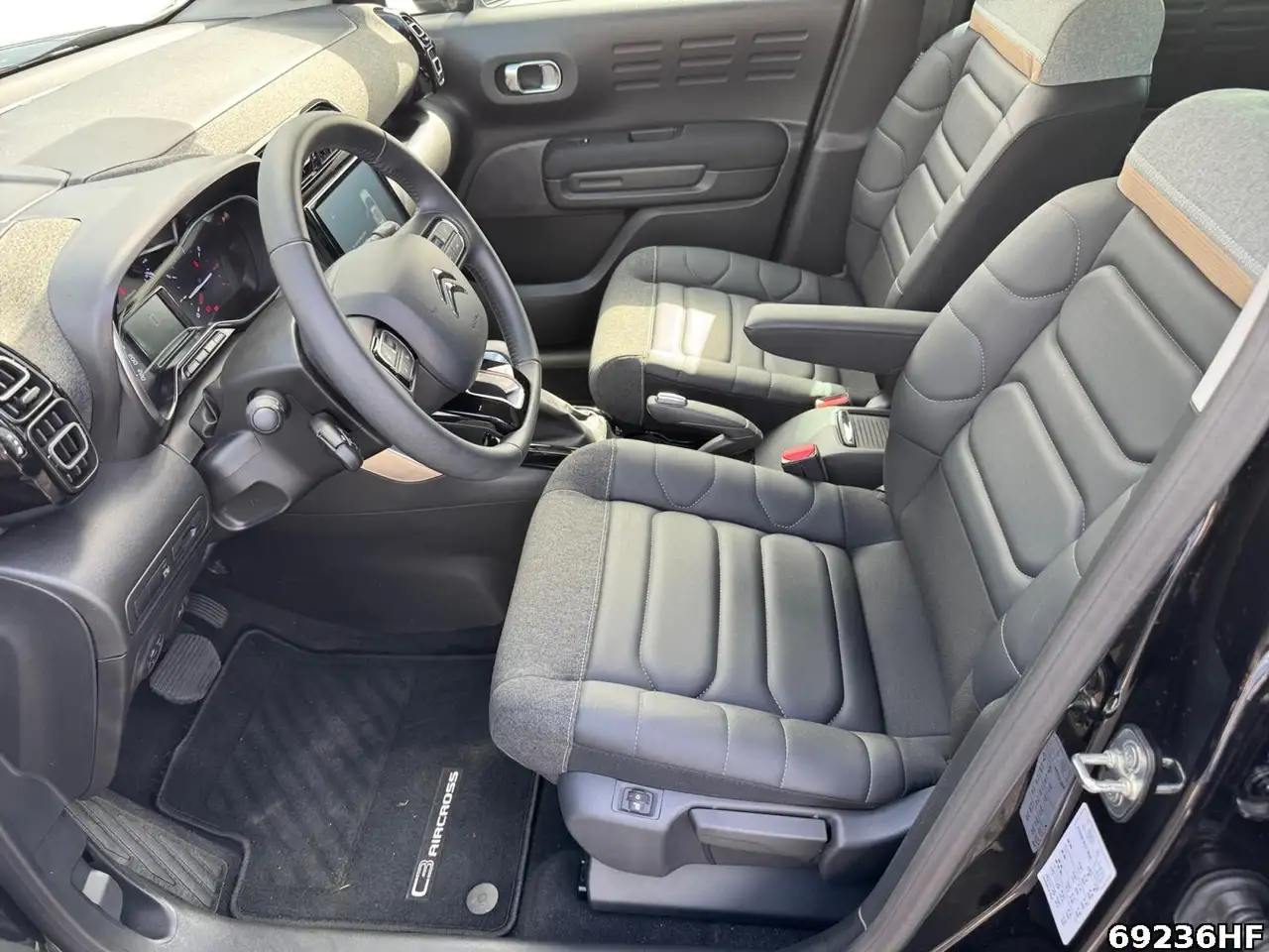Citroen C3 Aircross PureTech 130 S&S EAT6 MAX — معرض صور السيارة 11