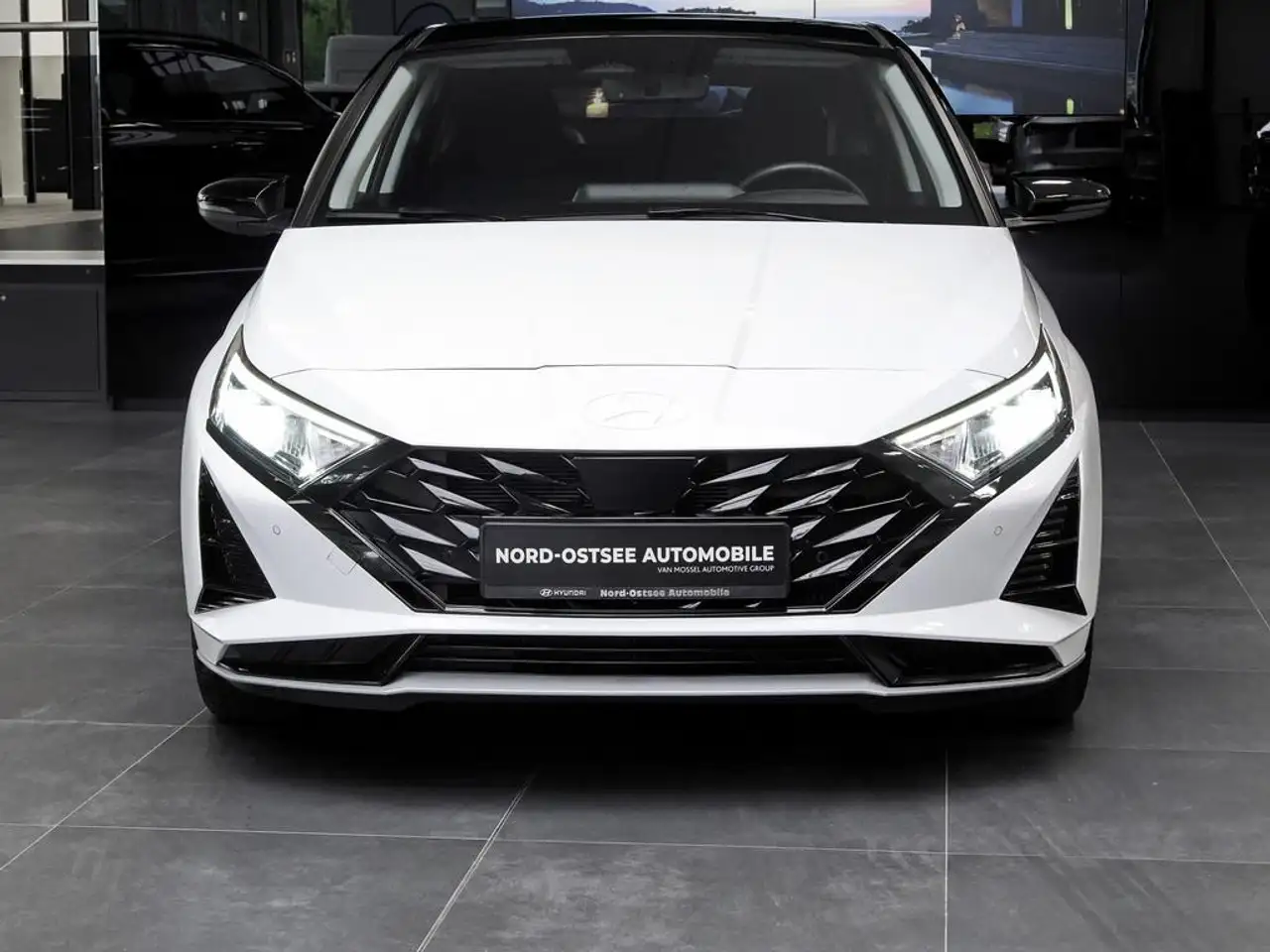 Hyundai i20 PRIME 1,0 NAVI KAMERA BOSE LED TEMPO SITZHZ — Vehicle gallery 4