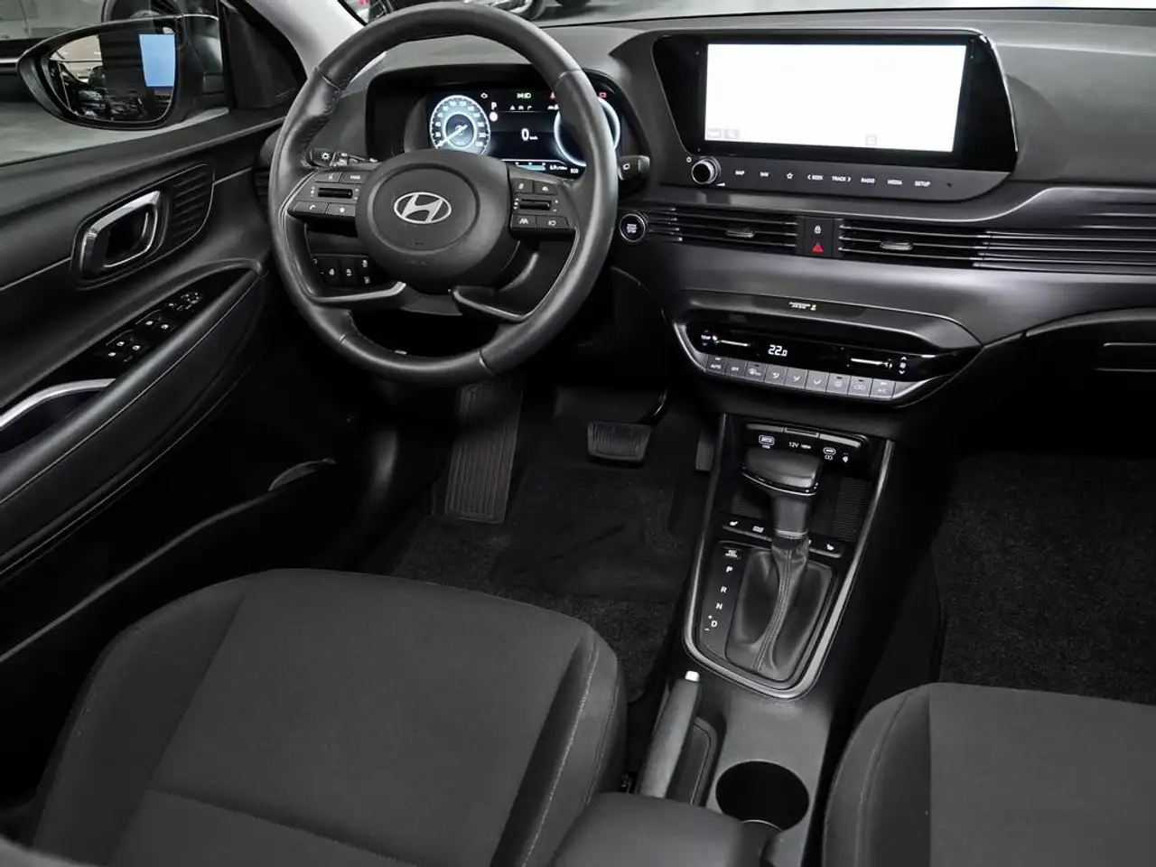 Hyundai i20 PRIME 1,0 NAVI KAMERA BOSE LED TEMPO SITZHZ — Vehicle gallery 11