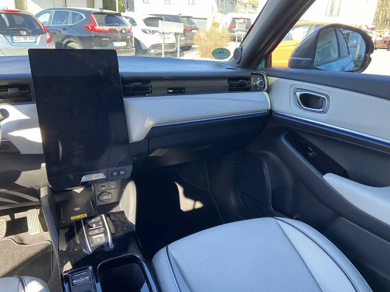 Honda e:Ny1 Advance-Paket inkl. Allwetterreifen — معرض صور السيارة 16