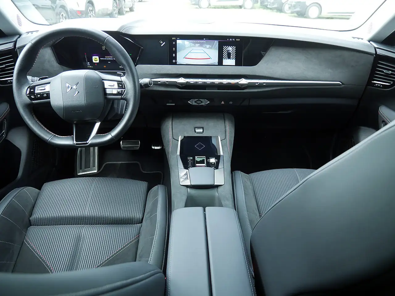 DS Automobiles DS 4 PureTech 130 Performance Line HUD LED — معرض صور السيارة 24