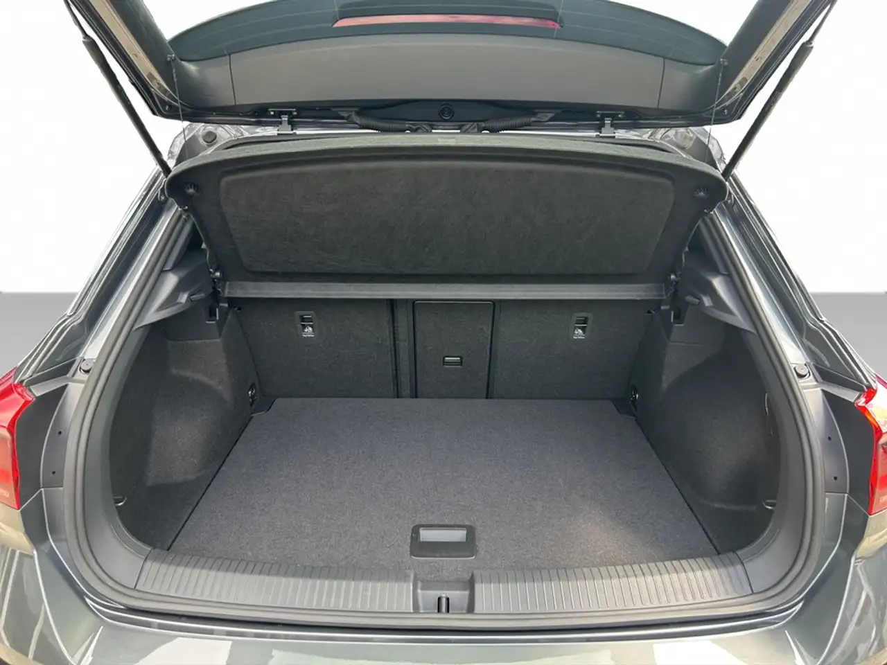 Volkswagen T-Roc 1.5 TSI DSG R-Line IQ-LIGHT*NAV*SHZ*ACC*PARKLEN... — Vehicle gallery 9