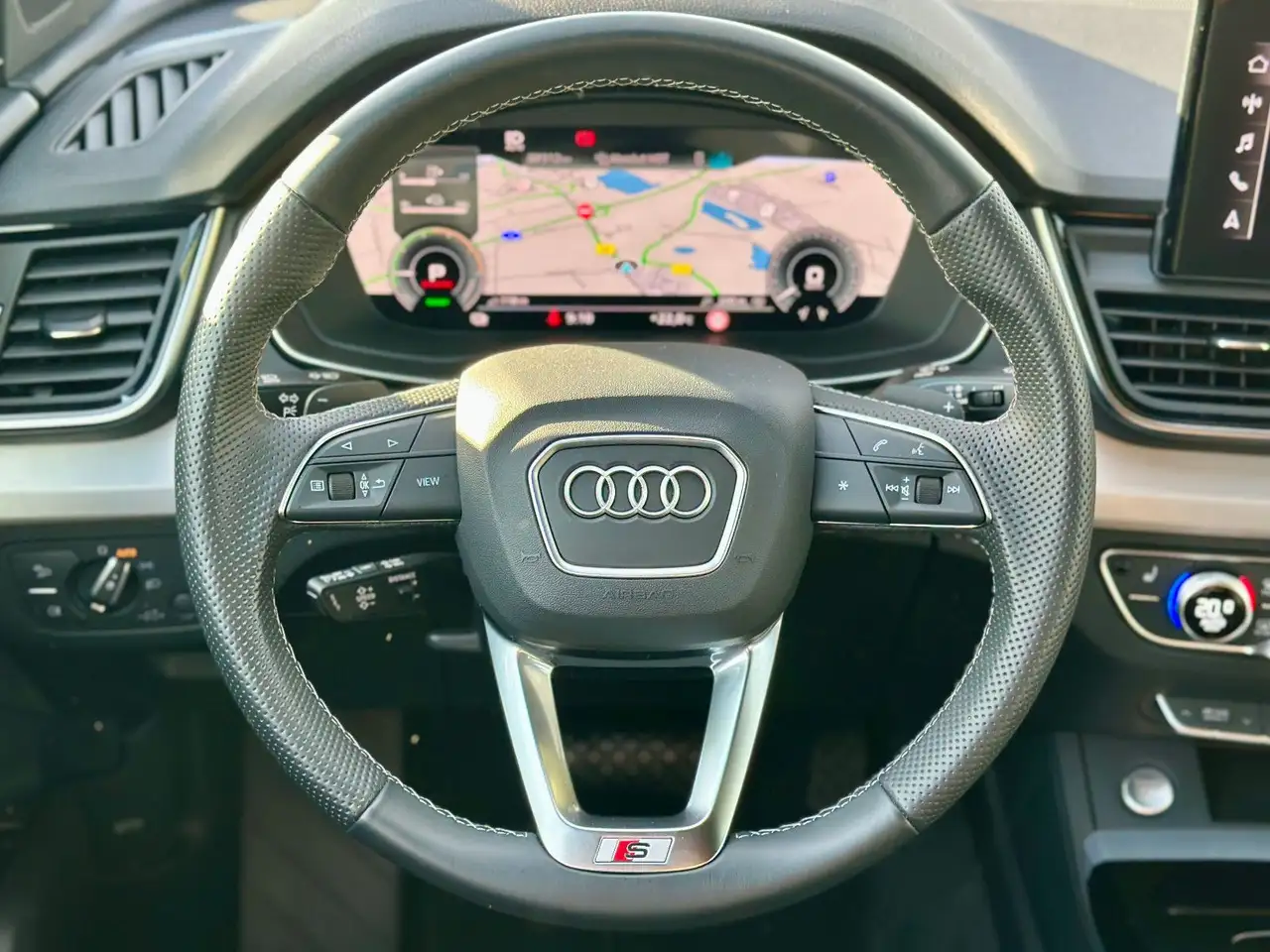 Audi Q5 Sportback 50TFSIe q S LINE B&O KAMERA AHK ACC — معرض صور السيارة 15