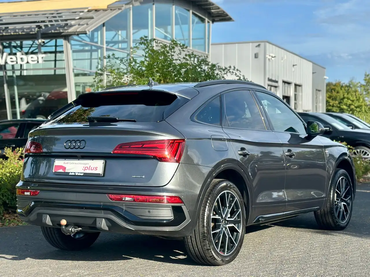 Audi Q5 Sportback 50TFSIe q S LINE B&O KAMERA AHK ACC — معرض صور السيارة 32