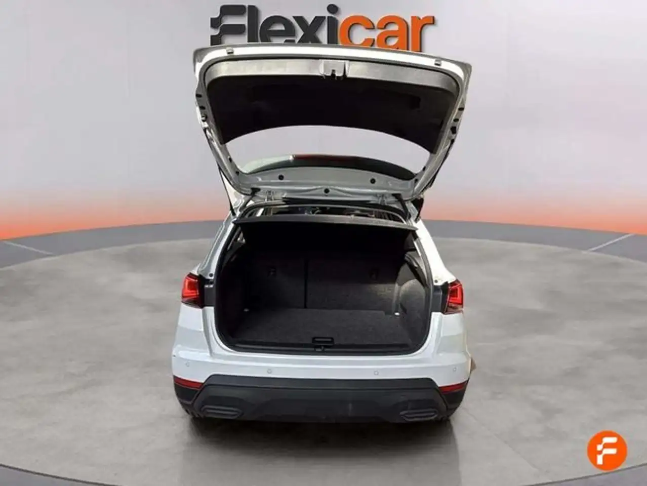SEAT Arona 1.0 TSI 85kW (115CV) DSG Style XL — معرض صور السيارة 10