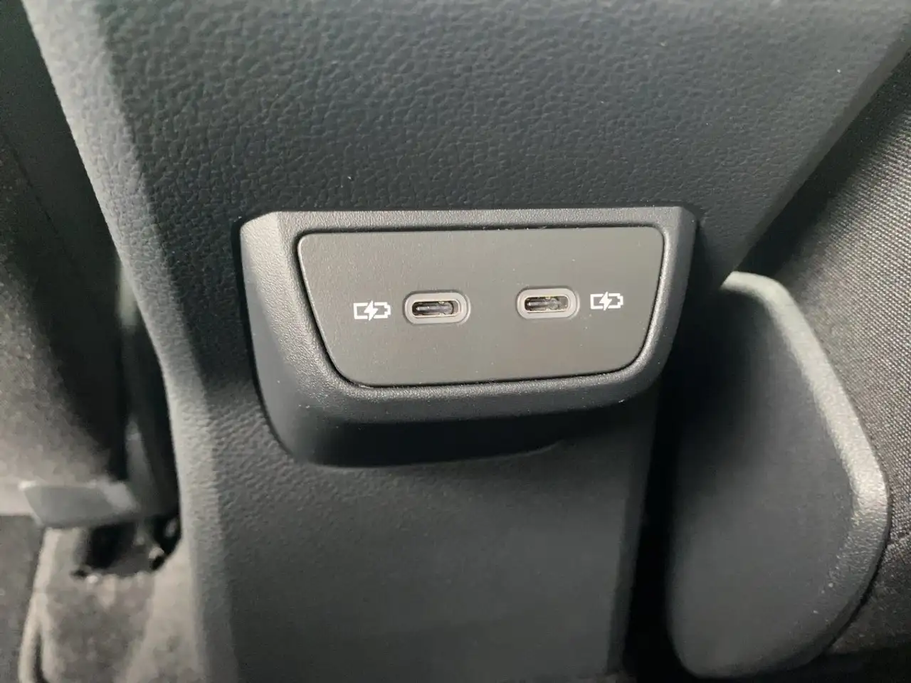 Volkswagen Polo GTI *DSG*ACC*LED*Apple*PDC*Park Assist*SHZ* — معرض صور السيارة 20