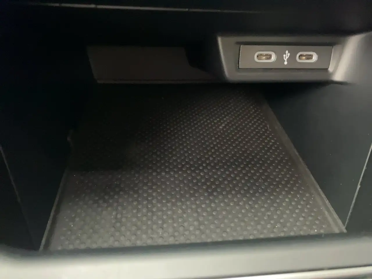 Volkswagen Polo GTI *DSG*ACC*LED*Apple*PDC*Park Assist*SHZ* — معرض صور السيارة 17