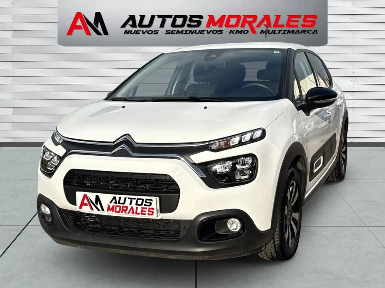Citroen C3 1.2 PureTech S&S Shine EAT6 110 — Vehicle gallery 3