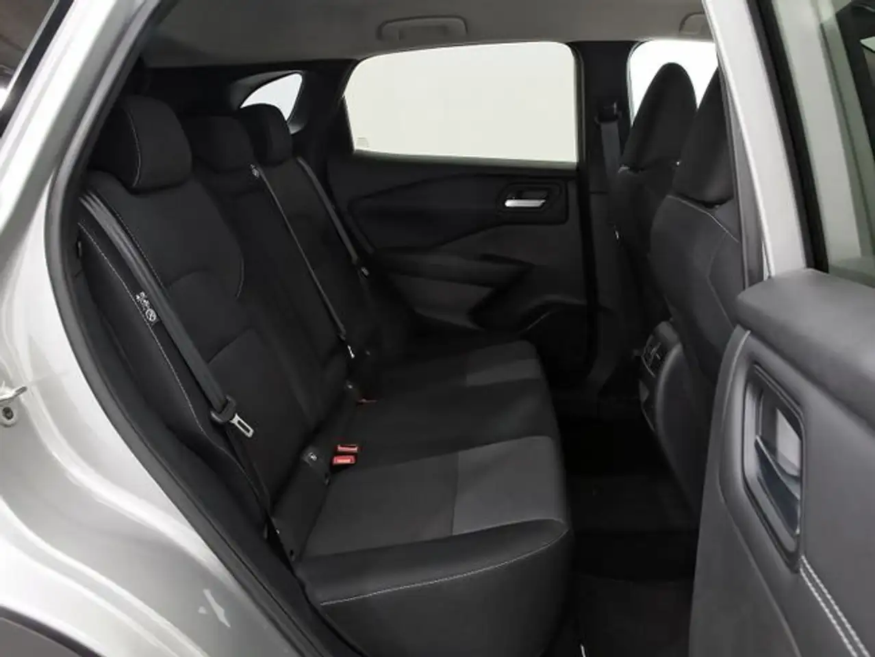 Nissan Qashqai DIG-T 116kW Xtronic N-Connecta — Galerie du véhicule 8