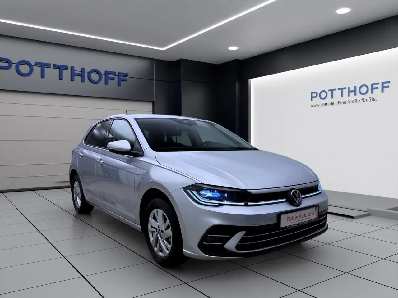 Volkswagen Polo 1.0 TSI DSG STYLE NAVI IQ.LIGHT PDC KLIMA — Galería del vehículo 7
