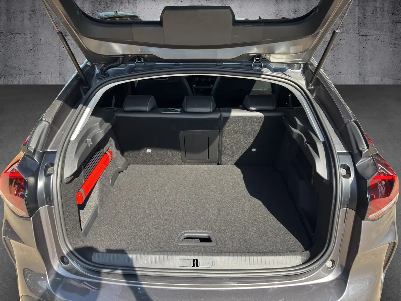 Citroen C4 1.2 PureTech 130 Max LED+Navigation+Kamera — معرض صور السيارة 13