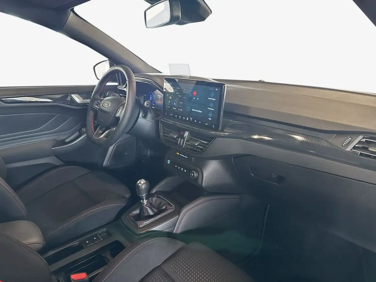 Ford Focus Turnier 1.0 EcoBoost Hybrid ST-LINE X — Galerie du véhicule 9