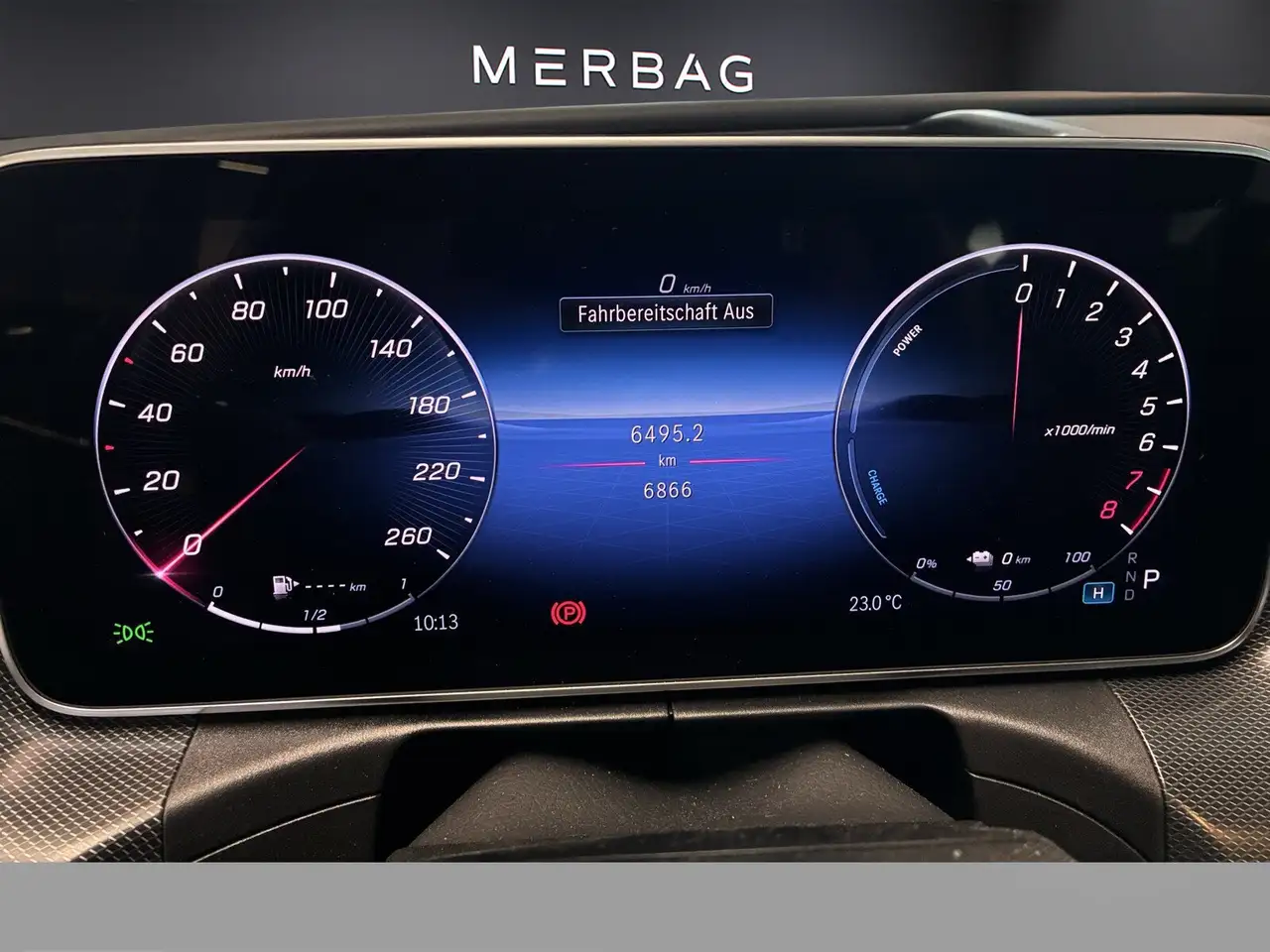 Mercedes-Benz C 300 C 300 e T AVANTGARDE DISTRONIC HUD MEMORY APPLE — Galería del vehículo 15