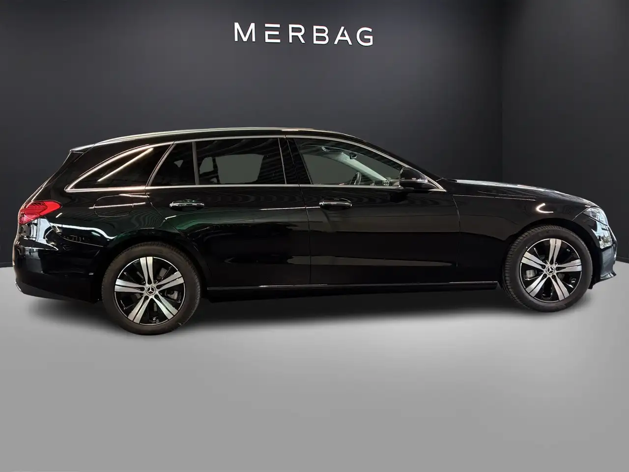 Mercedes-Benz C 300 C 300 e T AVANTGARDE DISTRONIC HUD MEMORY APPLE — Galería del vehículo 5