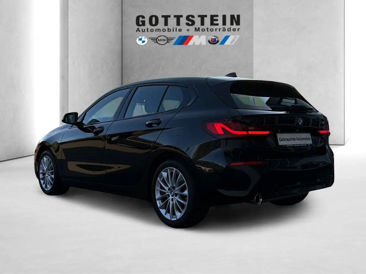 BMW 118 i 5-Türer Advantage Shadow Line — Vehicle gallery 7